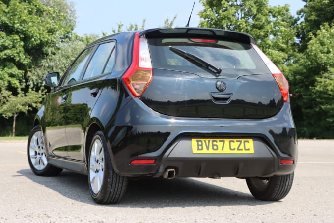 2025 Mg Mg3