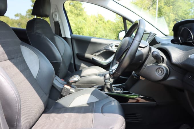 2025 Peugeot 2008