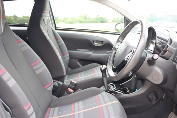 2025 Peugeot 108