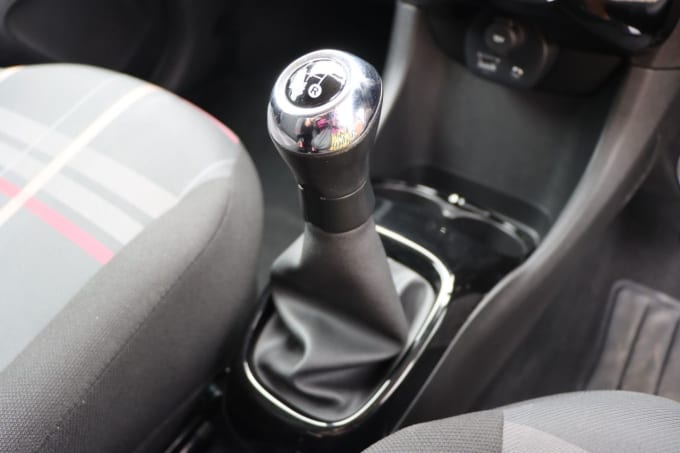 2025 Peugeot 108