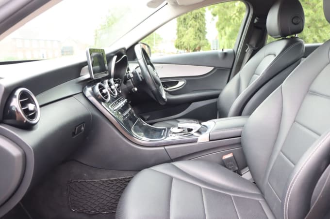 2025 Mercedes-benz C-class