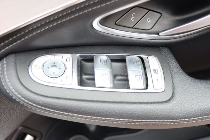 2025 Mercedes-benz C-class