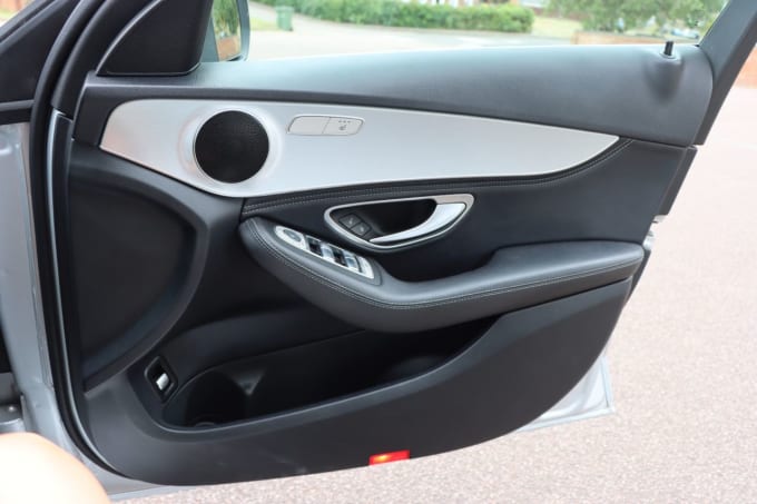 2025 Mercedes-benz C-class