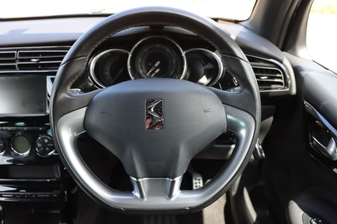 2025 Ds Automobiles Ds 3