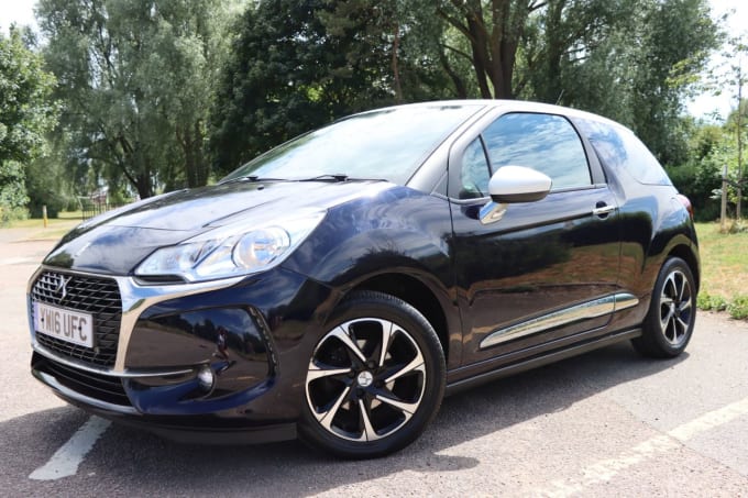 2025 Ds Automobiles Ds 3
