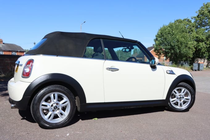 2025 Mini Convertible