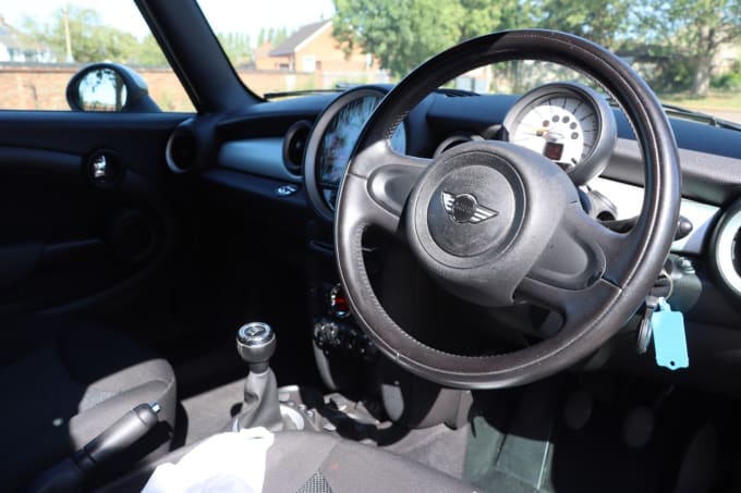 2025 Mini Convertible