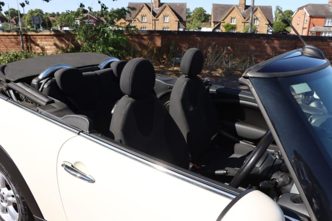 2025 Mini Convertible