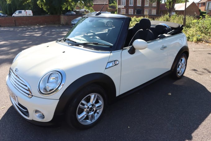 2025 Mini Convertible