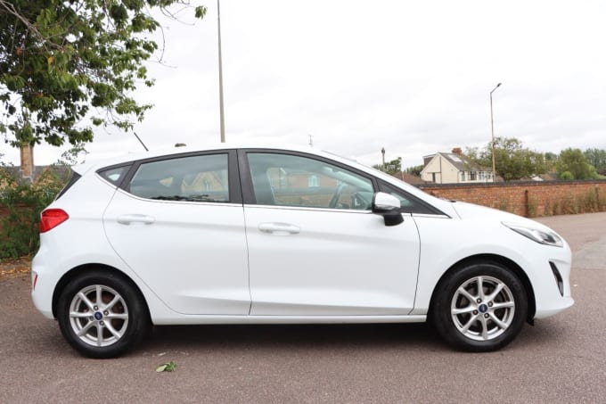 2025 Ford Fiesta