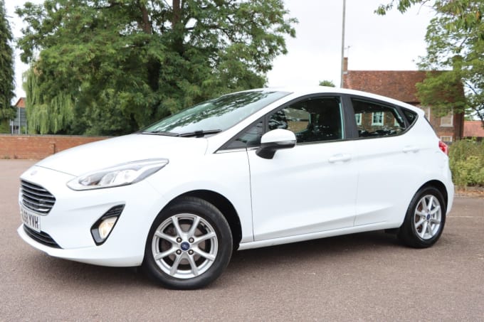 2025 Ford Fiesta