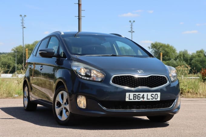 2025 Kia Carens