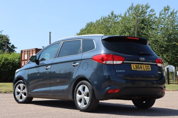 2025 Kia Carens