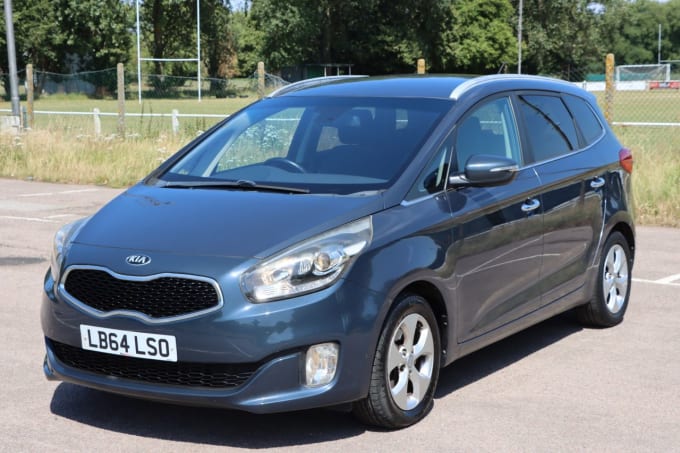 2025 Kia Carens