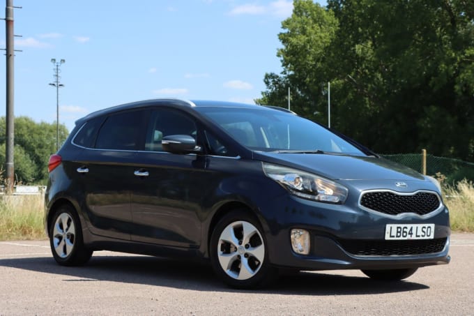 2025 Kia Carens