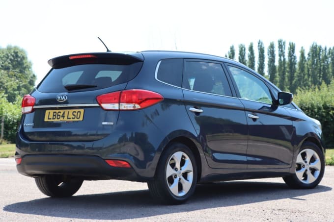 2025 Kia Carens