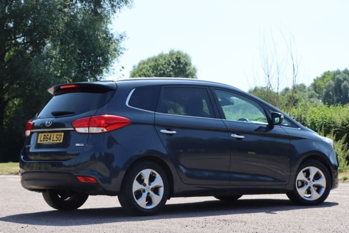 2025 Kia Carens