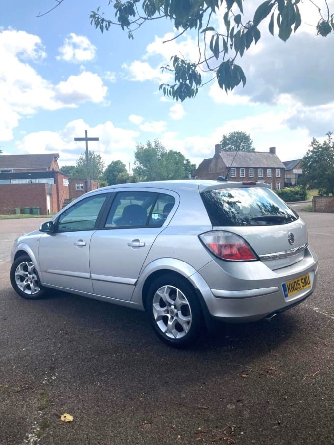 2025 Vauxhall Astra