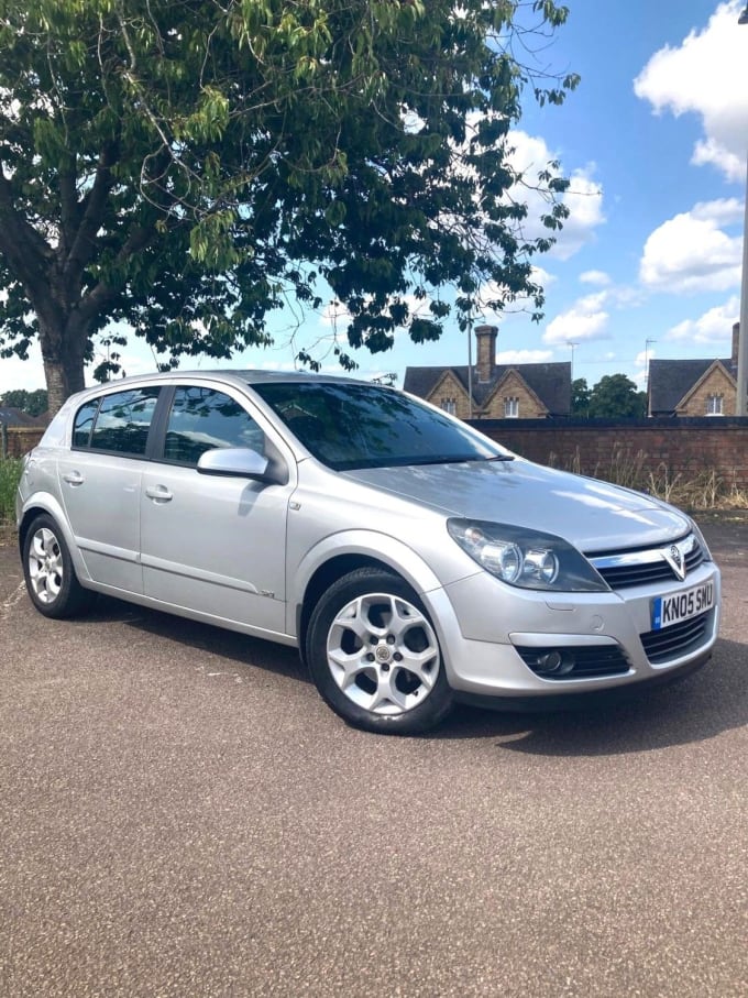 2025 Vauxhall Astra