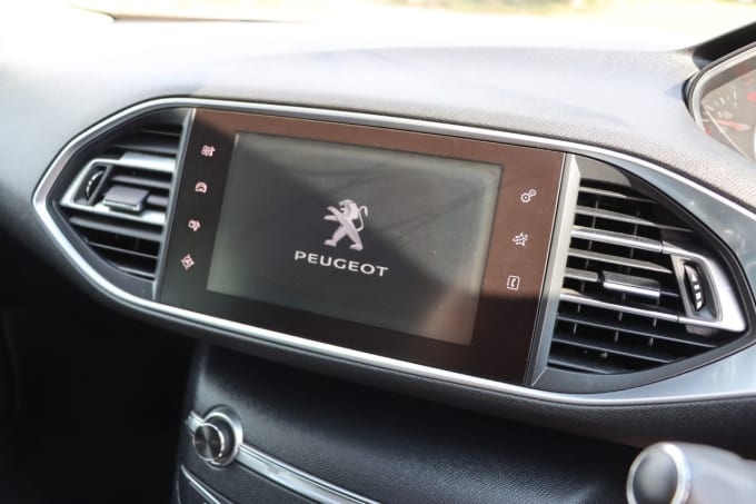 2025 Peugeot 308