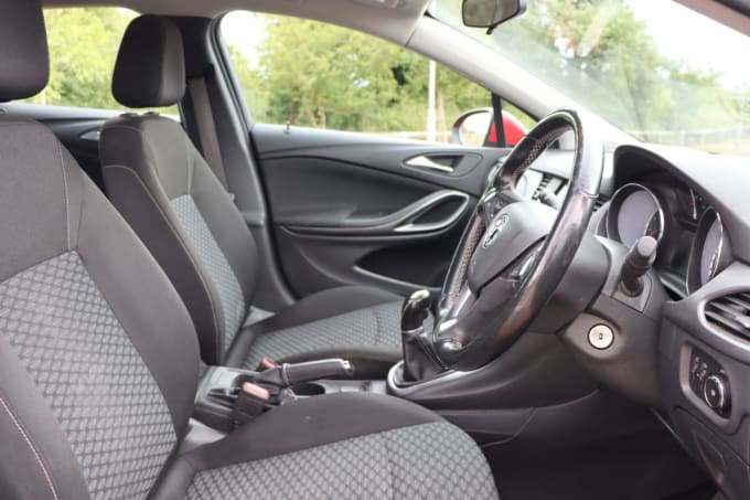 2016 Vauxhall Astra