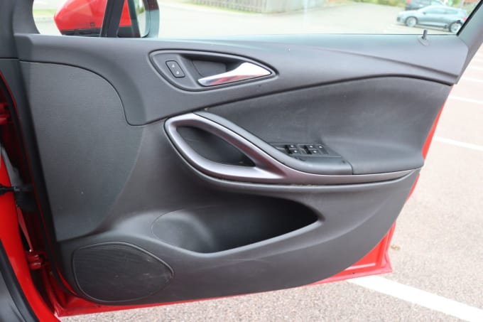 2016 Vauxhall Astra