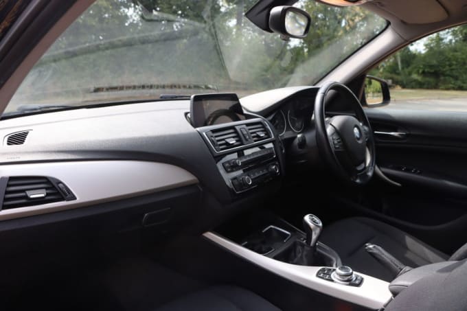 2025 BMW 1 Series