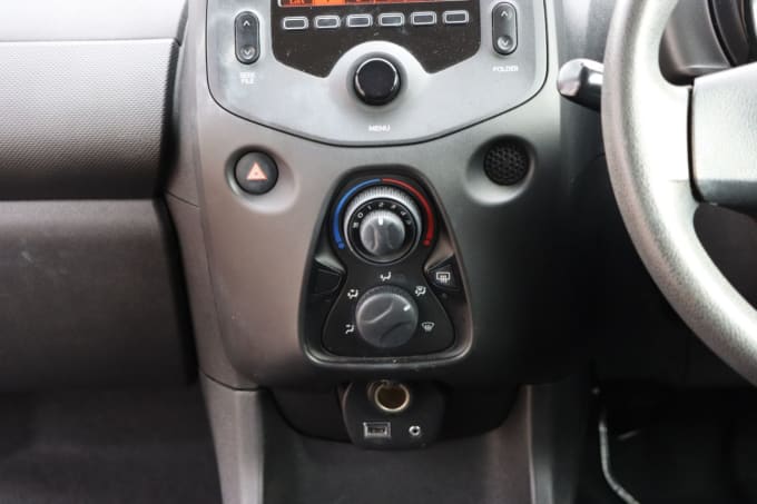 2014 Peugeot 108