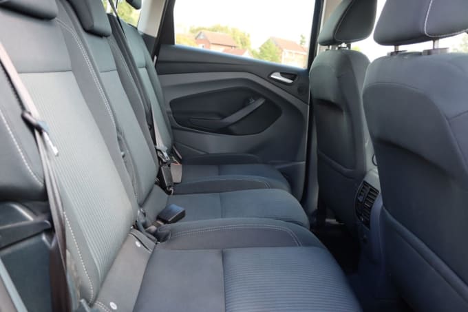 2025 Ford C-max