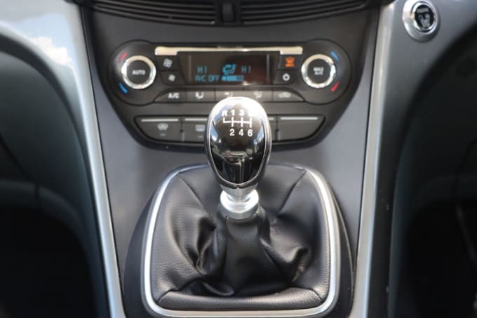 2025 Ford C-max