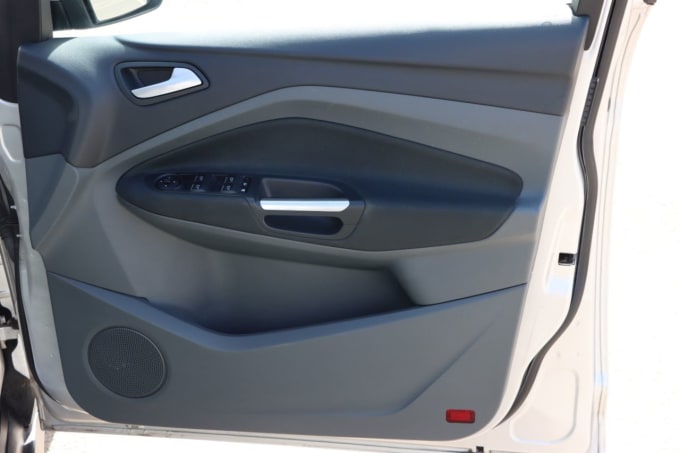 2025 Ford C-max