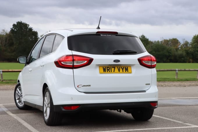 2025 Ford C-max