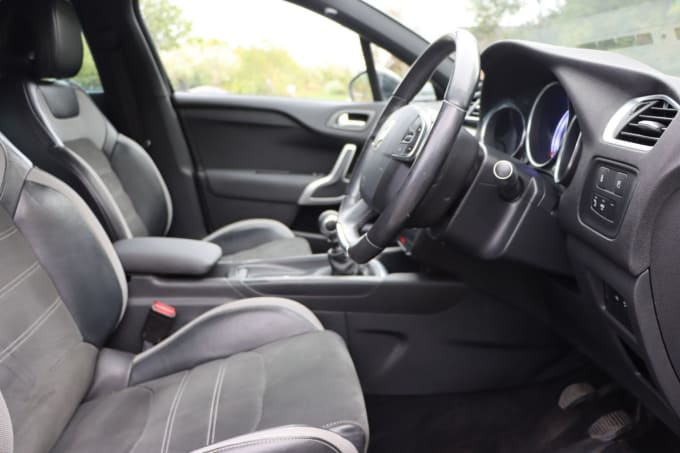 2025 Ds Automobiles Ds 4 Crossback