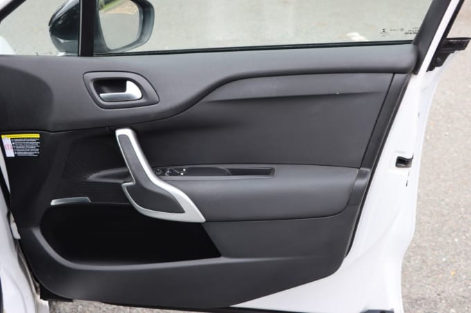 2025 Ds Automobiles Ds 4 Crossback