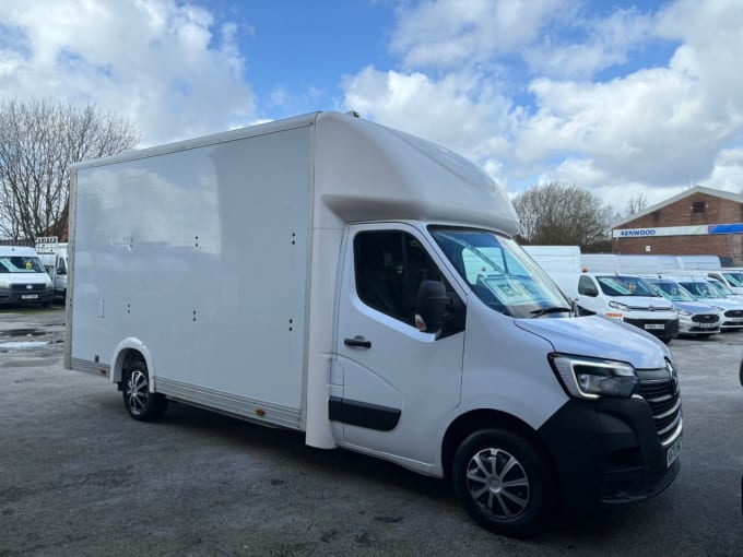 2020 Renault Master