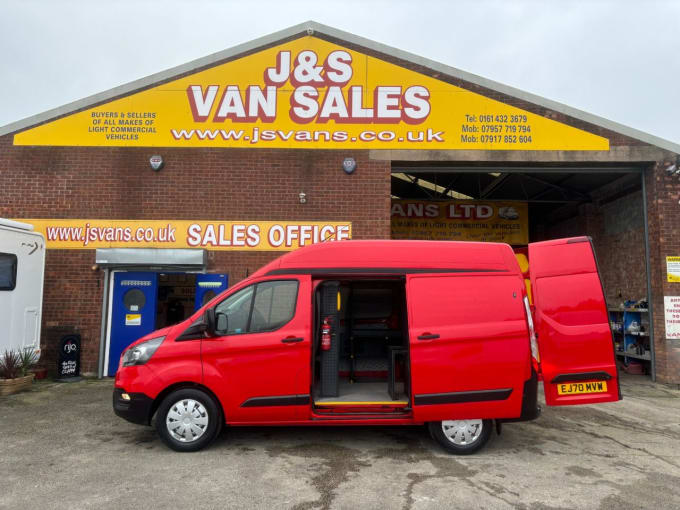 2025 Ford Transit Custom