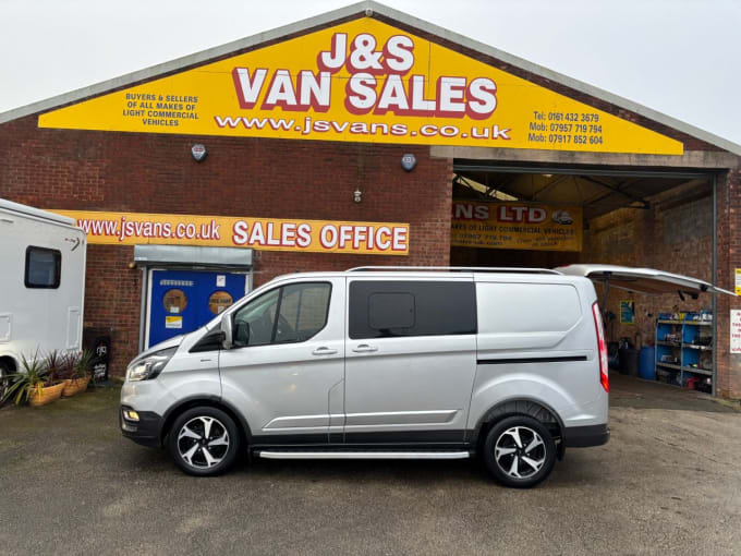 2025 Ford Transit Custom