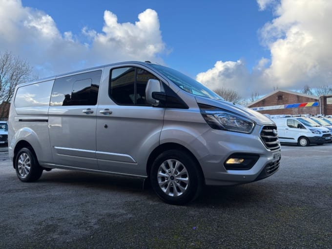 2025 Ford Transit Custom