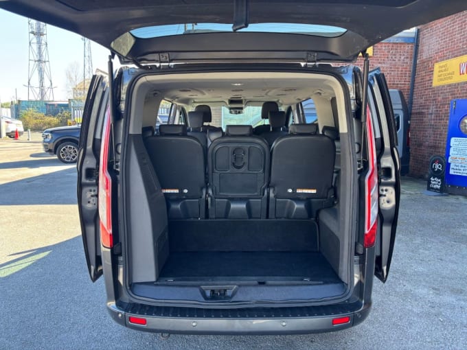 2025 Ford Tourneo Custom