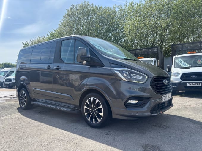 2025 Ford Tourneo Custom