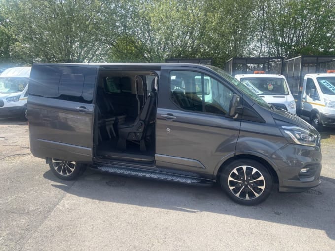 2025 Ford Tourneo Custom
