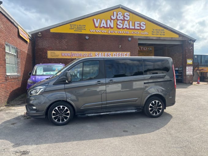 2025 Ford Tourneo Custom