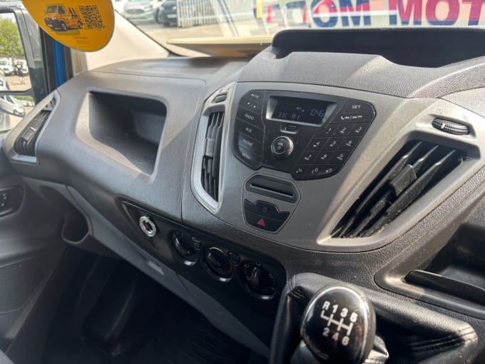 2025 Ford Transit Custom