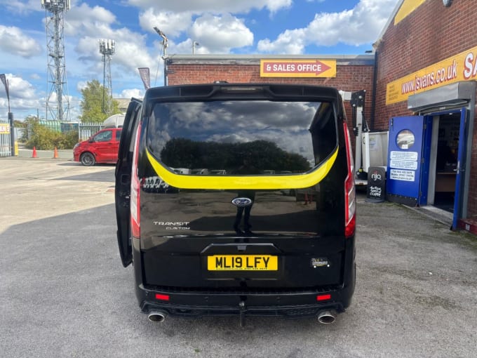 2025 Ford Transit Custom