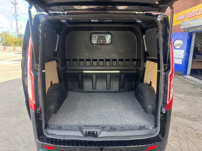 2025 Ford Transit Custom