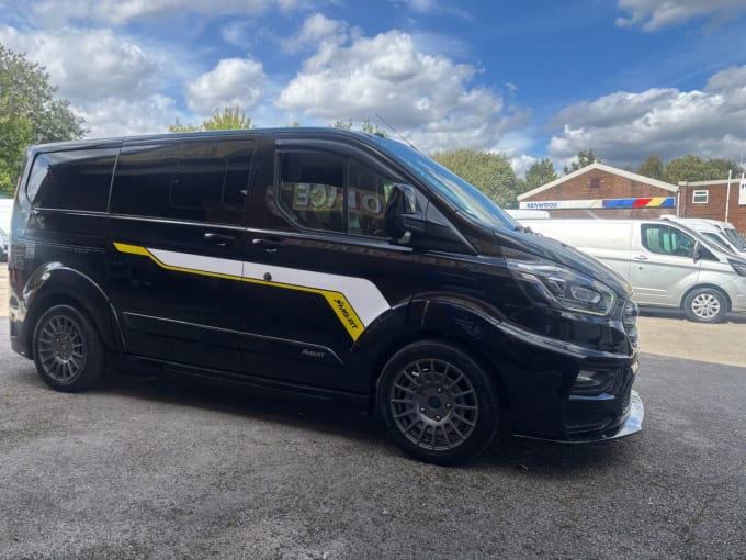 2025 Ford Transit Custom