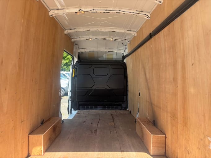2025 Ford Transit