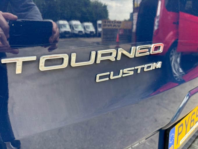 2025 Ford Tourneo Custom