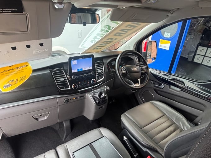 2025 Ford Tourneo Custom