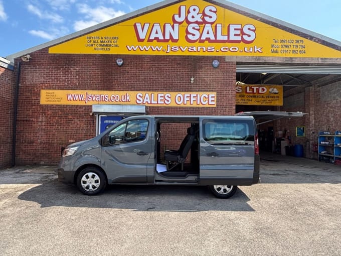2025 Renault Trafic
